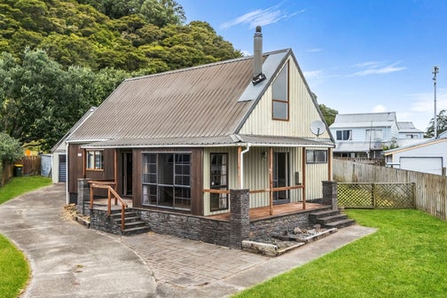 23 Fred Judd Crescent